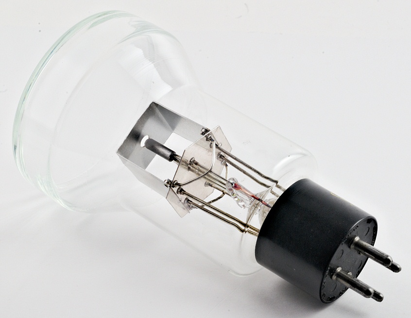 Sylvania C100S Zirconium Concentrated-Arc Lamp