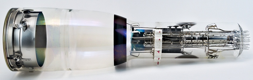 13LN8 Dual-Beam Storage Oscilloscope CRT