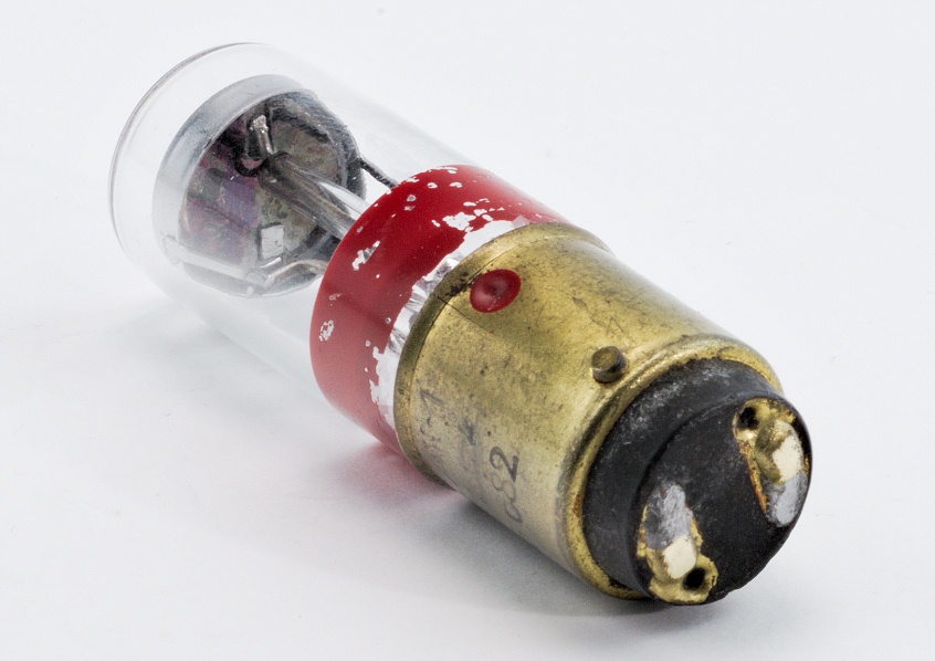 OSRAM Fl.26682 F128 Glimmlampe für Anzeigegerat AFN1/AFN2