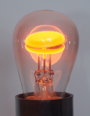 GENERAL ELECTRIC NE-40 3W 105-125V Neon Glow Lamp