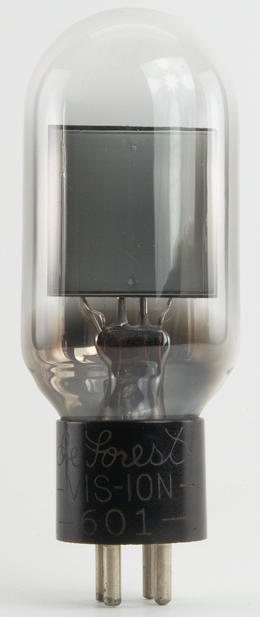 DeForest 601 Vis-Ion Kino Lamp