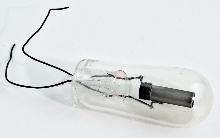 Two-element Cold Cathode Tube 88