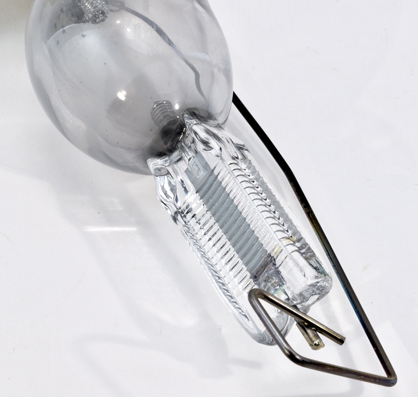 PHILIPS MHN-SE 2000W/956 400V Metal Halide Lamp