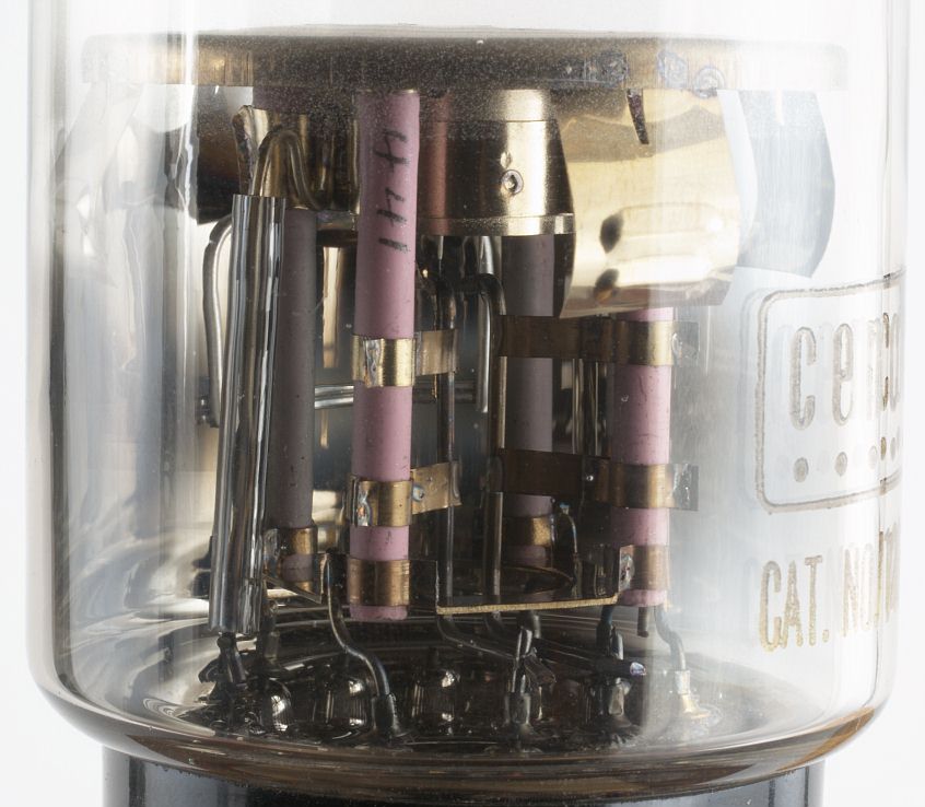 CENCO 71266 e/m Vacuum Tube