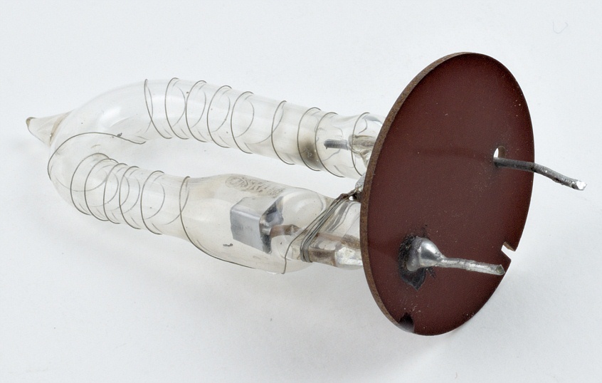 Flash Lamp, type and manufacturer unknown