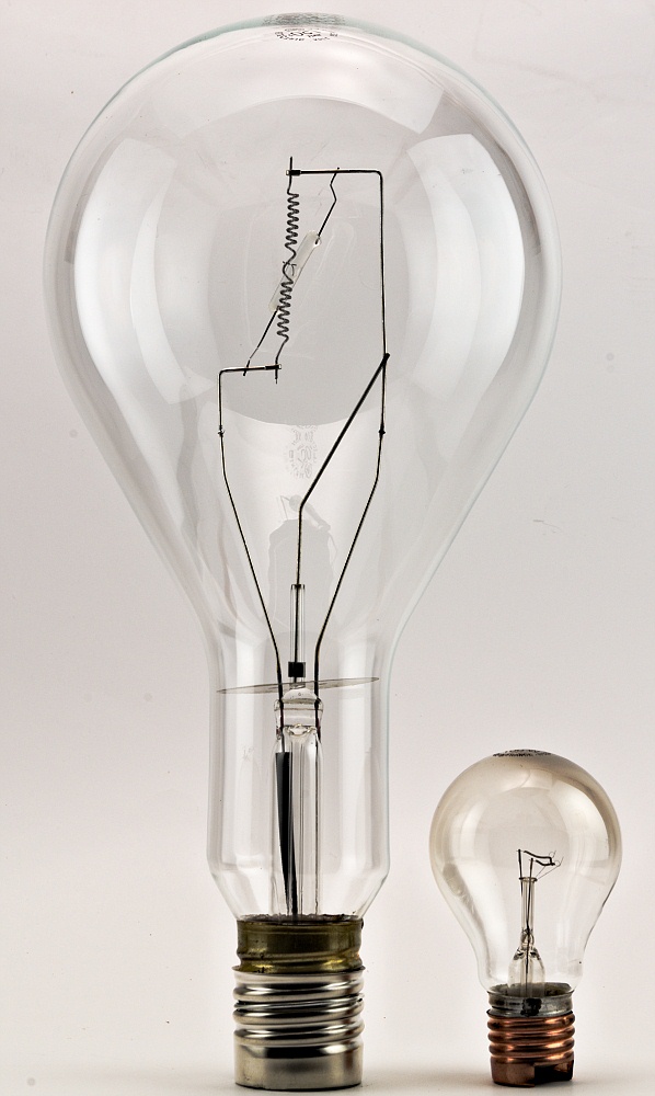 General Electric 120 V 750 W Incandescent Lamp