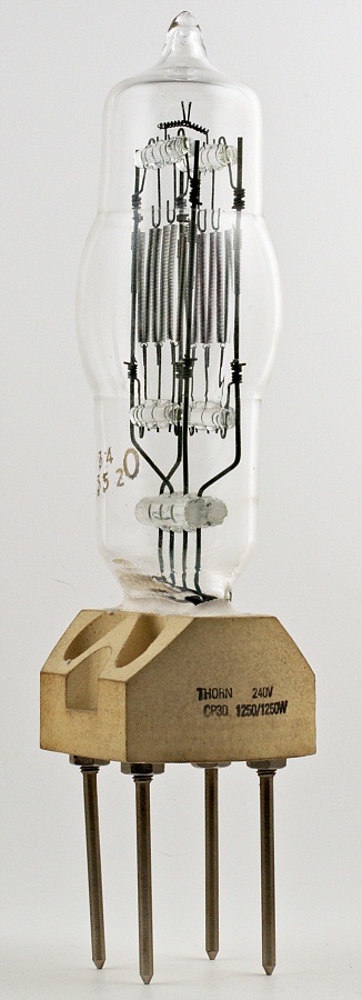 THORN CP30 240V 1250/1250W Studio Lamp