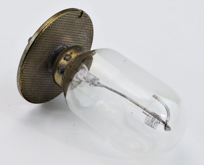 PHILIPS TYP 3871C/23 6V 1,45A Sound Film Lamp