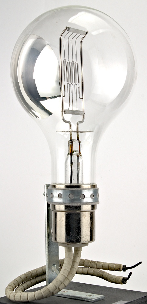 MAZDA 61 230 V 3000 W Projector Lamp