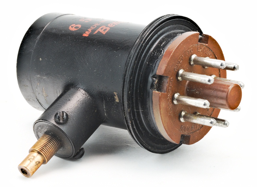 Bendix 6541 Mechanically Tuned K-Band Reflex Klystron