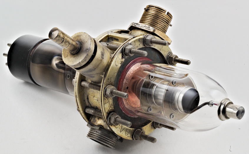 CV67 Reflex Klystron