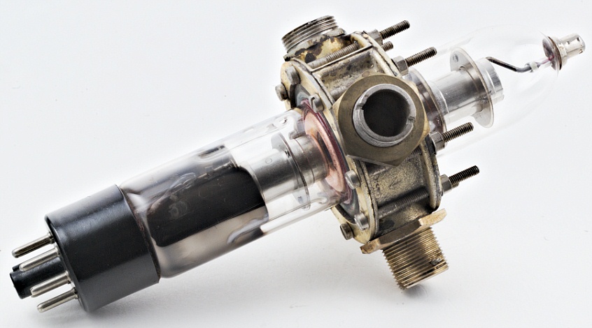 CV67 Reflex Klystron