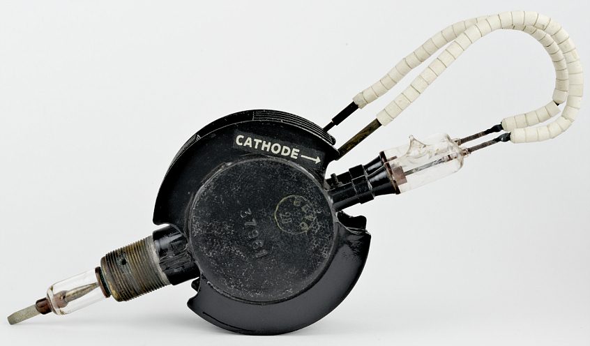 CV1482 British Cavity Magnetron