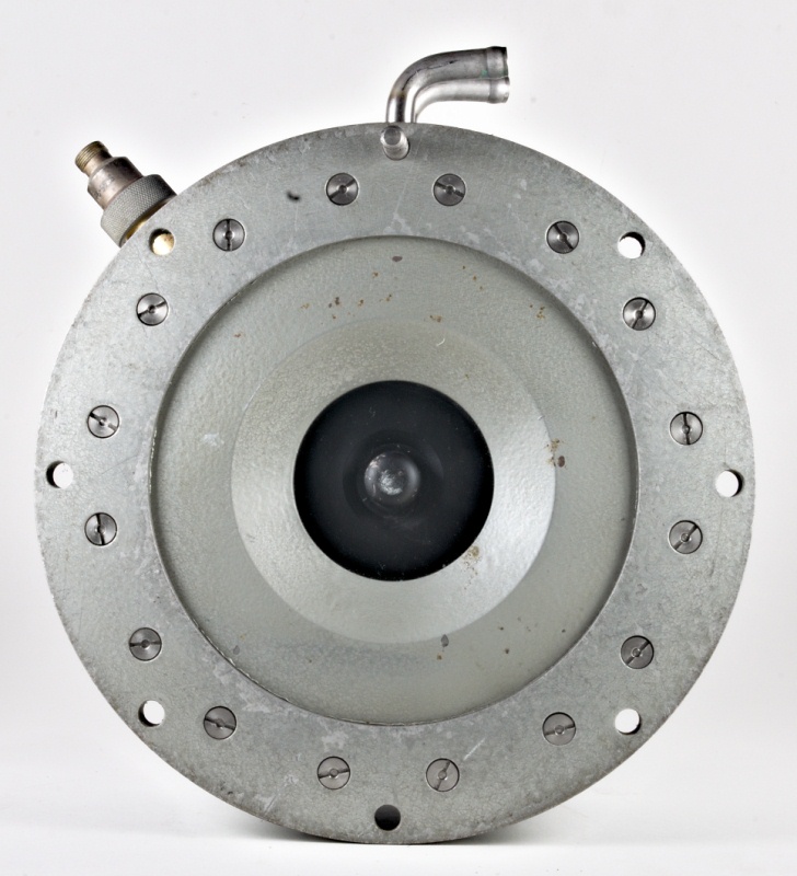 THOMSON-CSF CV6124 = CMA1232 = VX9239 Water-cooled M-Type Carcinotron
