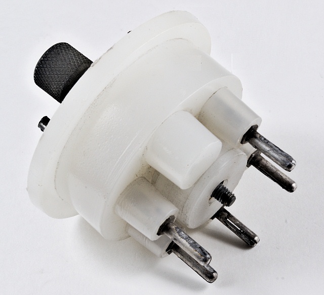 THOMSON-CSF CV6124 = CMA1232 = VX9239 Water-cooled M-Type Carcinotron