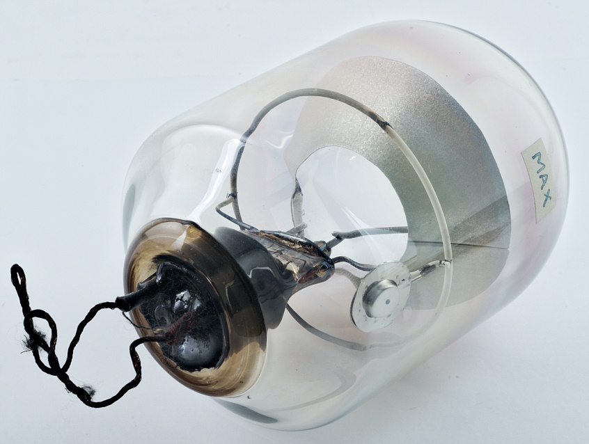 Unknown Head-on Photocell