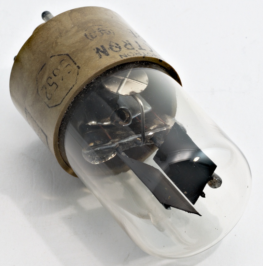 RCA 5652 Twin Vacuum Phototube