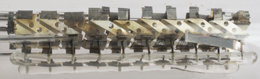 Developmental magnetic-type ten-stage photomultiplier