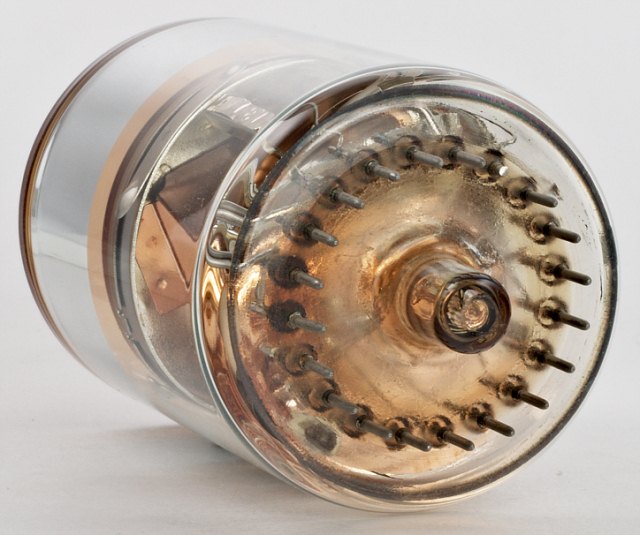 Extremely High Speed Photomultiplier