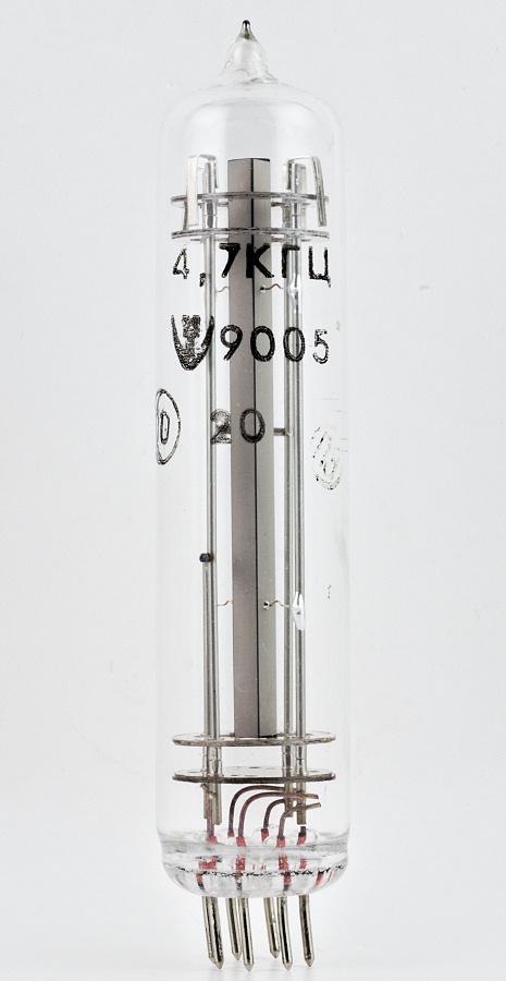 4,7 kHz Quartz Crystal Oscillator