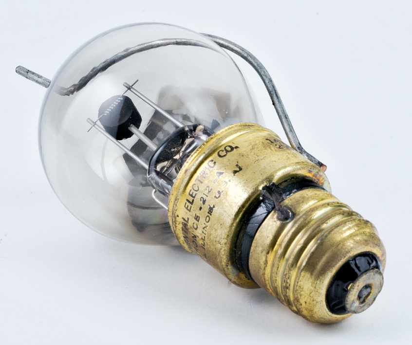 CETRON CE-212-A Charger Bulb 2A 75V