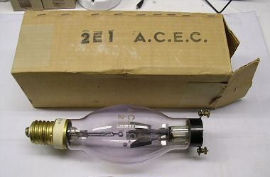 A.C.E.C. 2E1 Tube redresseur biplaque à vapeur de mercure