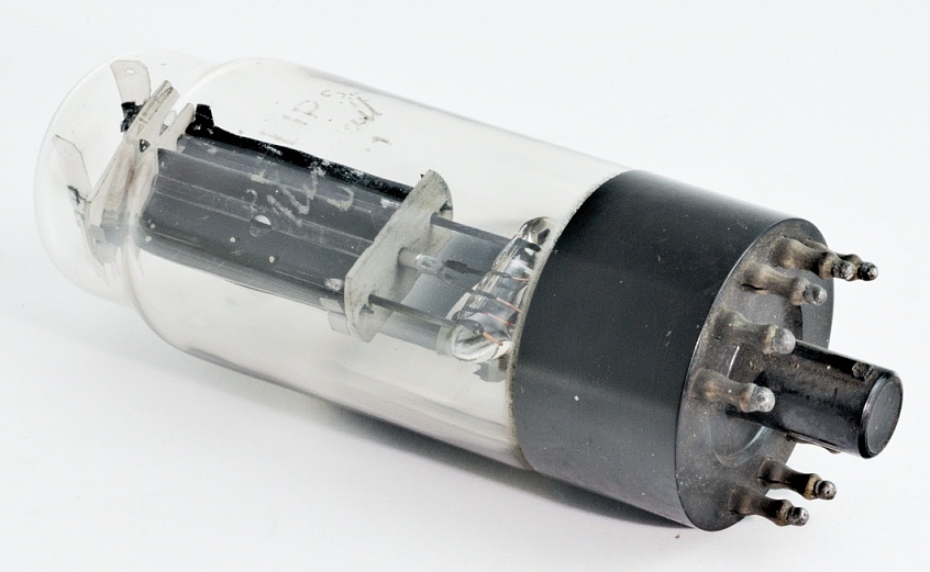 Philips Miniwatt UY11 ONYX High-Vacuum Half-Wave Rectifier