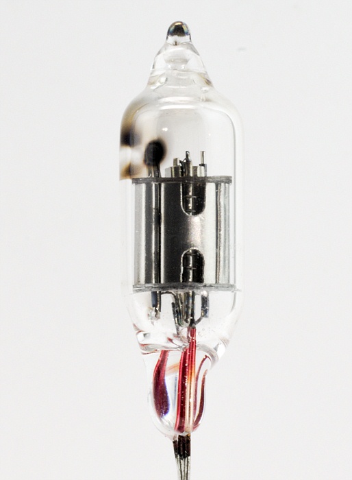 General Electric 2D29 Subminiature Cold-Cathode Tetrode Thyratron