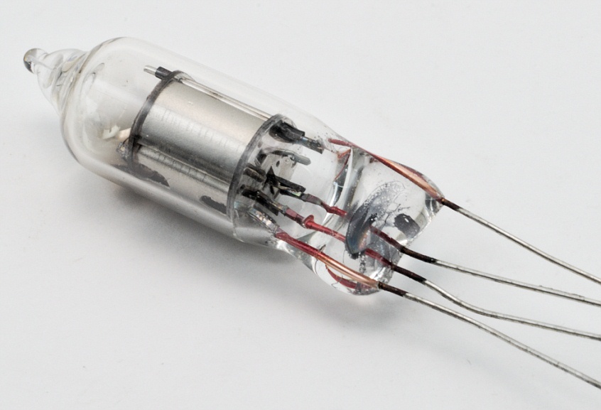 General Electric 2D29 Subminiature Cold-Cathode Tetrode Thyratron