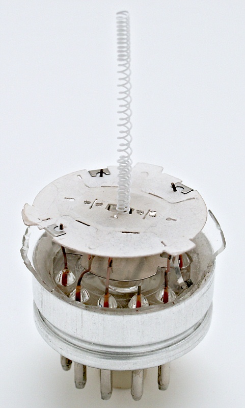 Siemens F2a Beam Power Tetrode for Audio Amplifier
