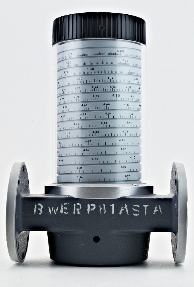 Hewlett-Packard Direct-Reading Coaxial Frequency Meter Model G532A