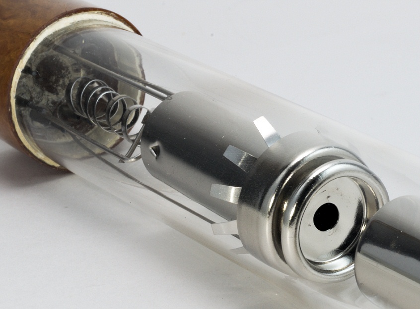 UNG-1 Small-sized accelerator tube for borehole neutron generators