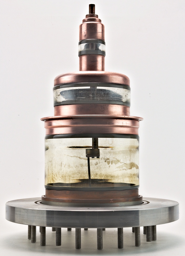 Part of a LINAC injector - Part No. E821382