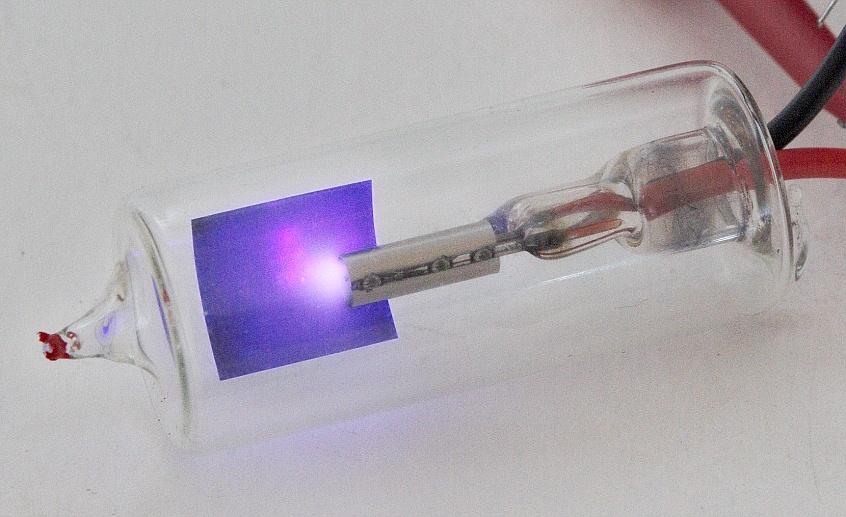 Unbekannte Kaltkathodendiode