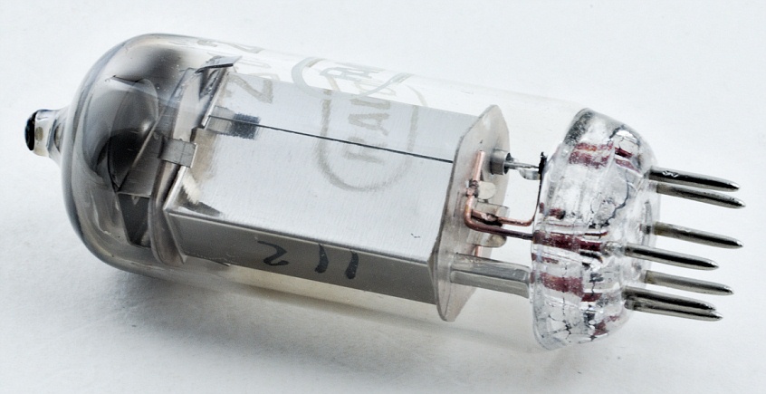 RADIOTRON 2D21 Miniature Gas-filled Thyratron