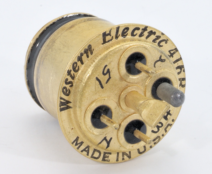 Western Electric 416B UHF-SHF Planar Triode