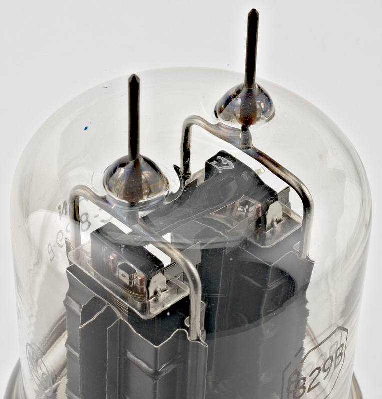 RCA 829-B Twin Beam Power Transmitting Tube