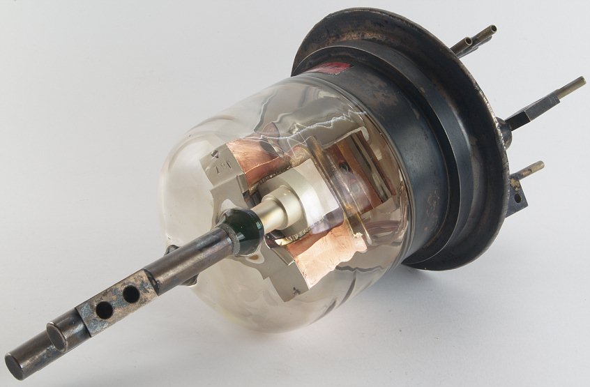 RCA Radiotron 8D21 Dual Tetrode