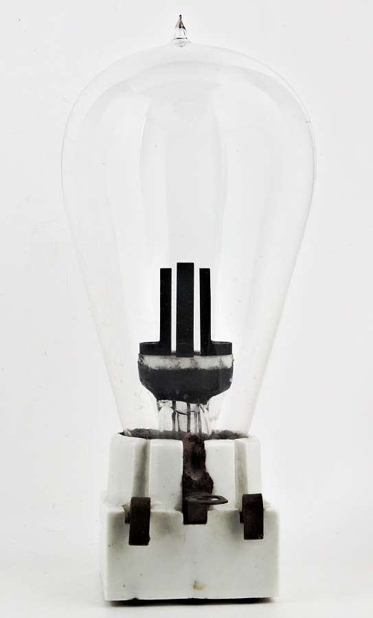 VAC-M Lightning Arrester