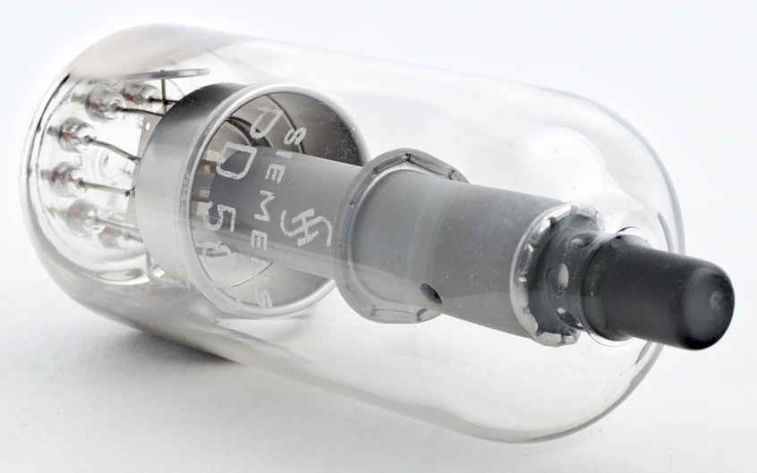 SIEMENS PD500 Shunt Stabilizer Triode