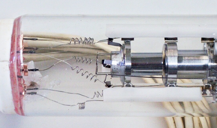 Micro-Bit 700 Electron Beam Accessed Memory, 4 Mb Prototype