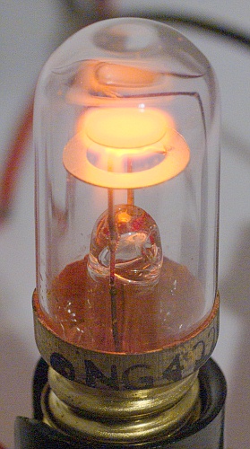 TUNGSRAM/KONVERTA NG4-E220 220V Neon Glow Lamp with Built-in Resistor
