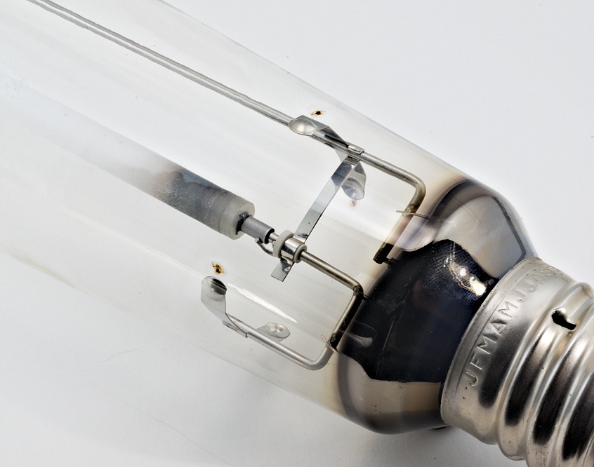 Sylvania Lumalux LU1000 High-Pressure Sodium Lamp 1000W
