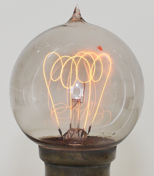 ROBERTSON G.E.C. Ltd 230V 8CP Carbon Filament Lamp