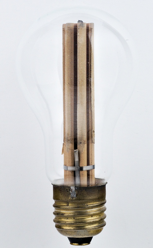 Neu-Hela 220V 60W Heizlampe für Terrarium und Frostschutz
