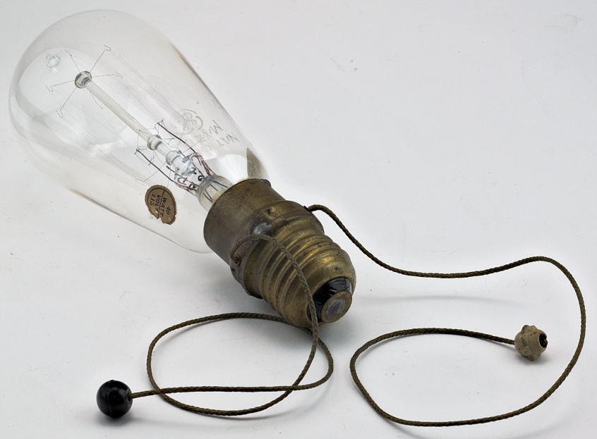 GENERAL ELECTRIC NATIONAL MAZDA Economical Electric Lamp HYLO 40W 115V