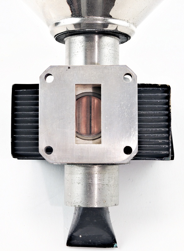 EEV CV6012 Pulsed X-Band Magnetron