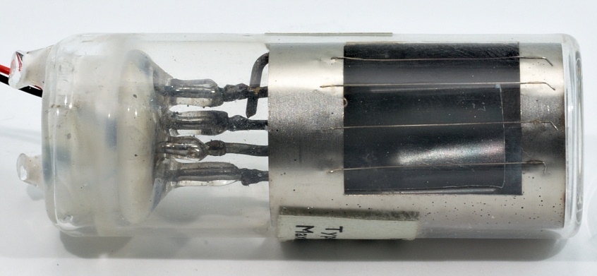 Manufacturers' Supply Co. Ltd. Photocell Type UVV6