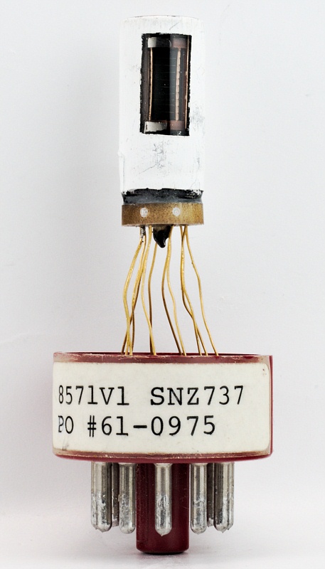 RCA 8571V1 Miniature Ruggedized, Side-on, 9-Stage Photomultiplier