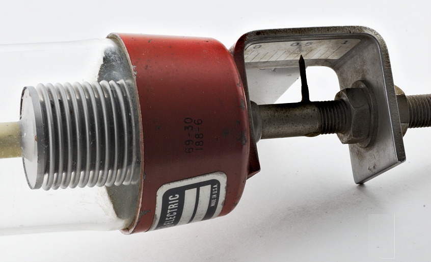 General Electric Type 7525 Adjustable Spark Gap